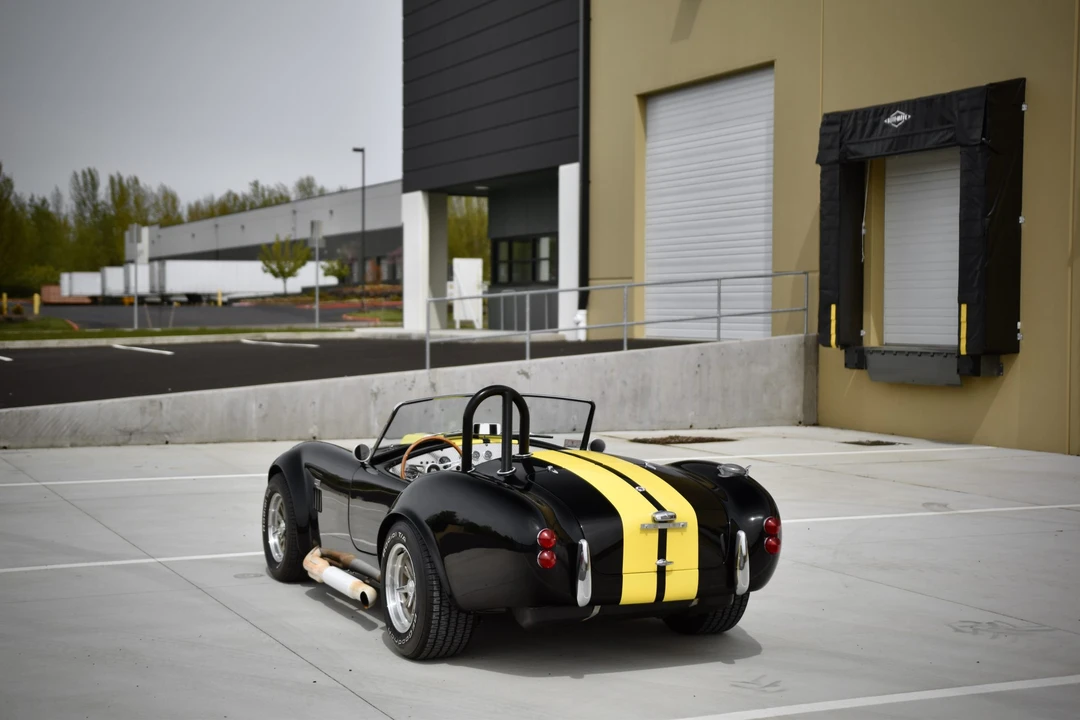 Shelby Cobra Replica - Image 31 of 31