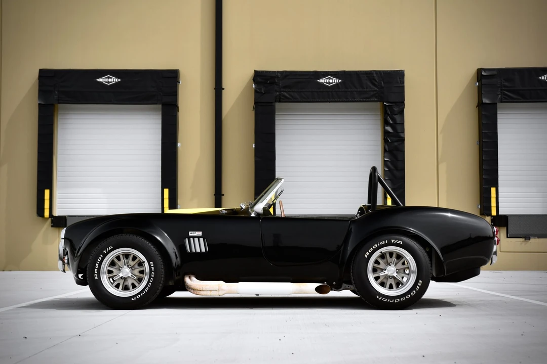 Shelby Cobra Replica - Image 2 of 31