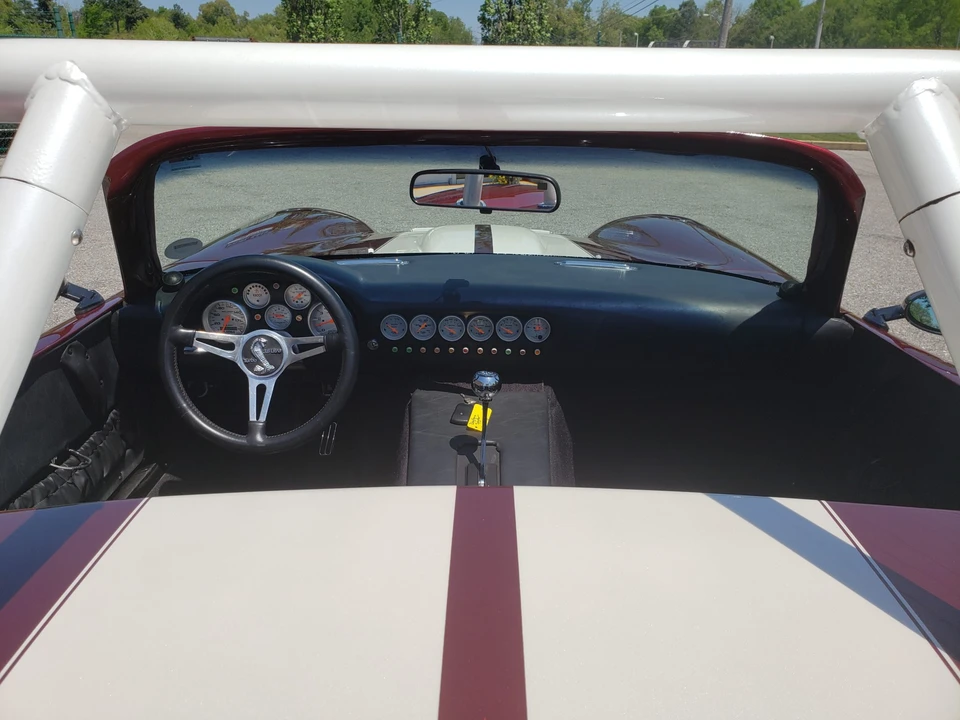 Factory Five GTM - Image 13 of 31