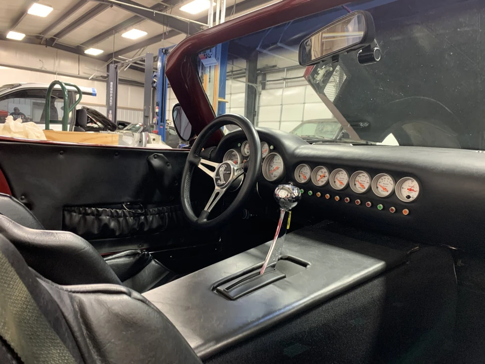 Factory Five GTM - Image 18 of 31
