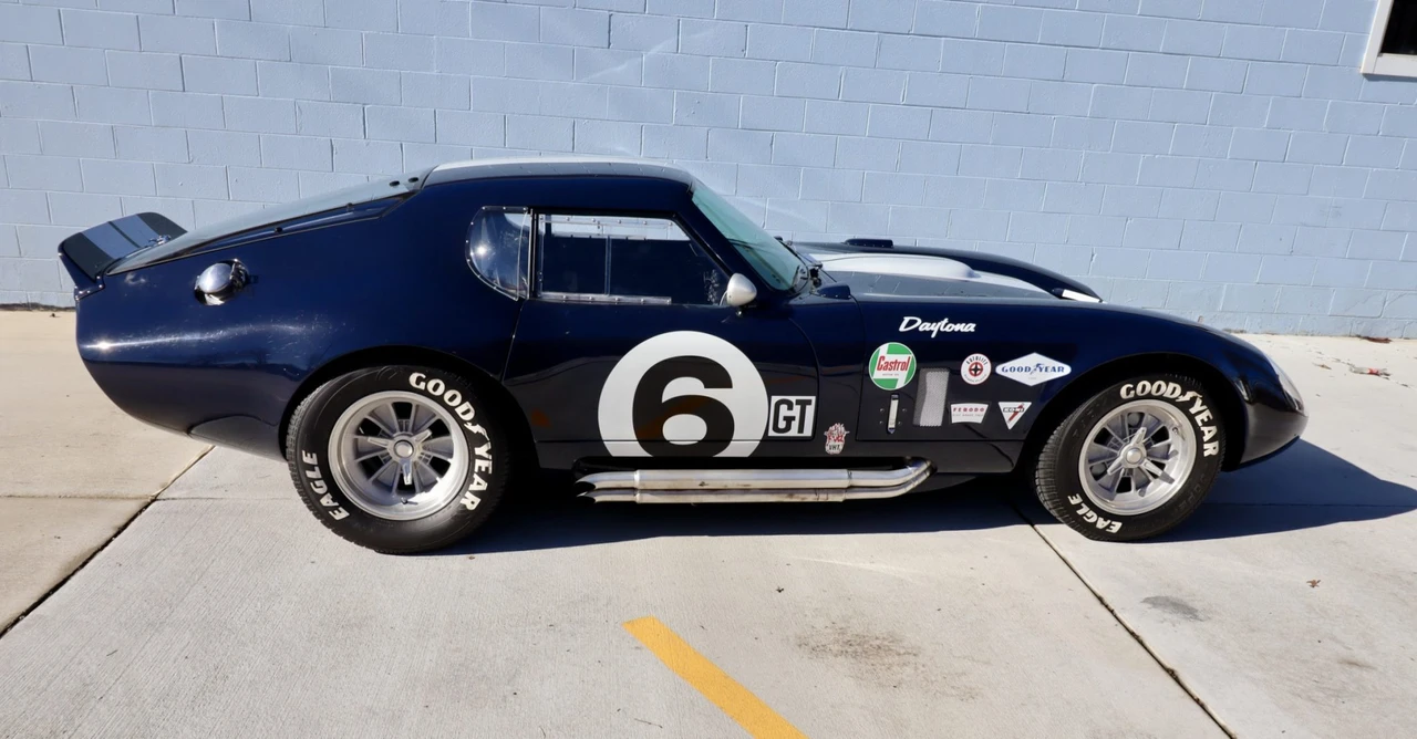 Shelby Daytona Replica - Image 9 of 31