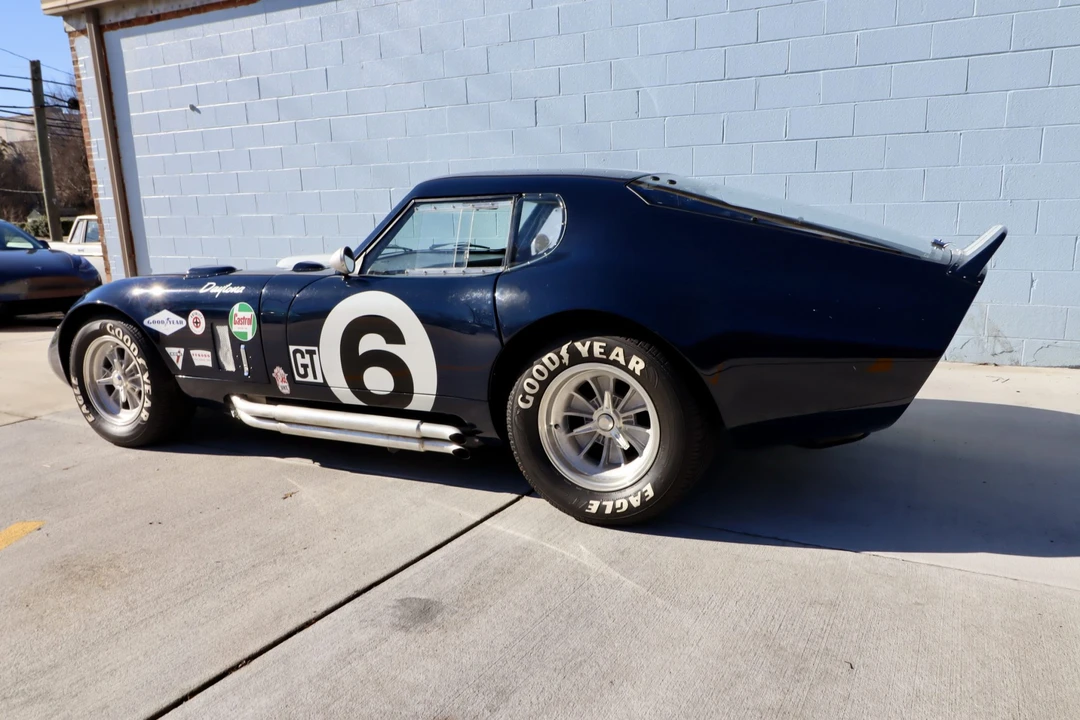 Shelby Daytona Replica - Image 5 of 31