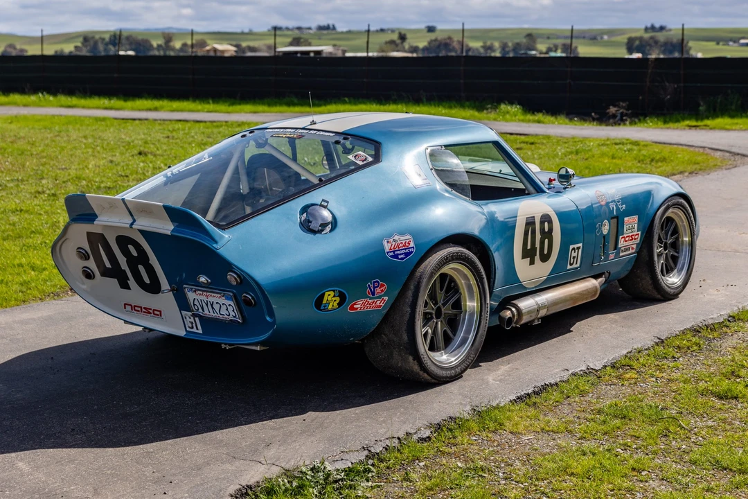 Shelby Daytona Replica - Image 5 of 31