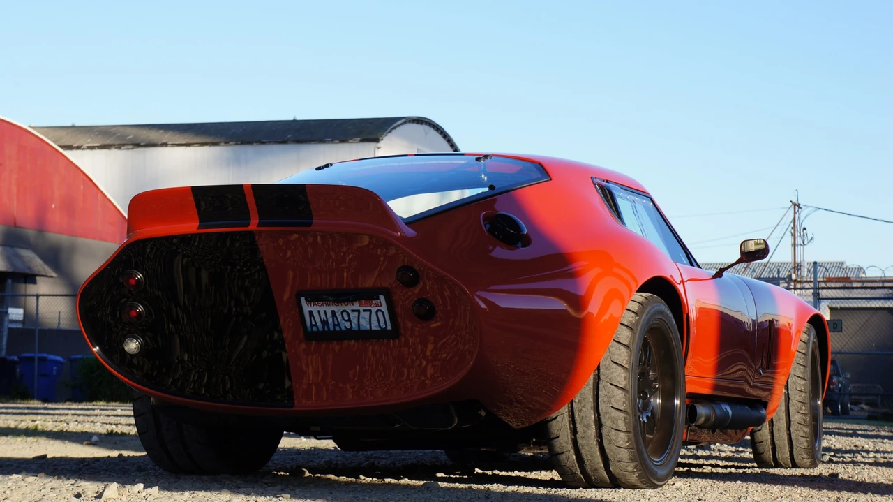 Shelby Daytona Replica - Image 16 of 31
