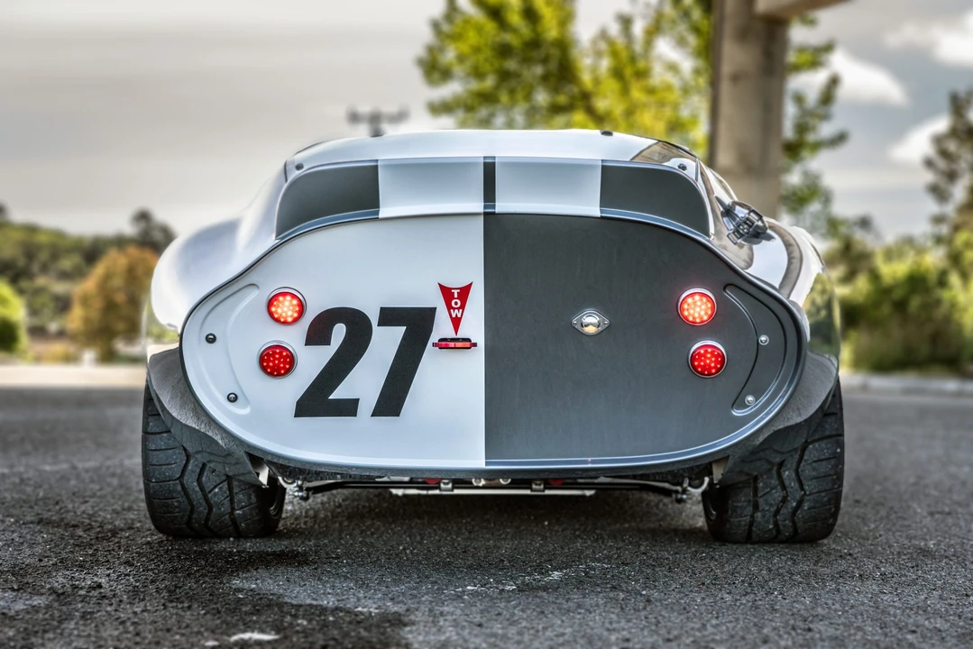 Shelby Daytona Replica - Image 17 of 31
