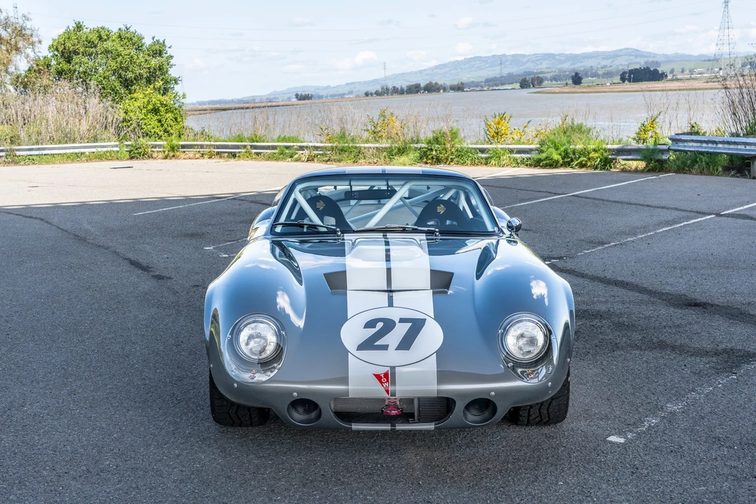 Shelby Daytona Replica - Image 5 of 31
