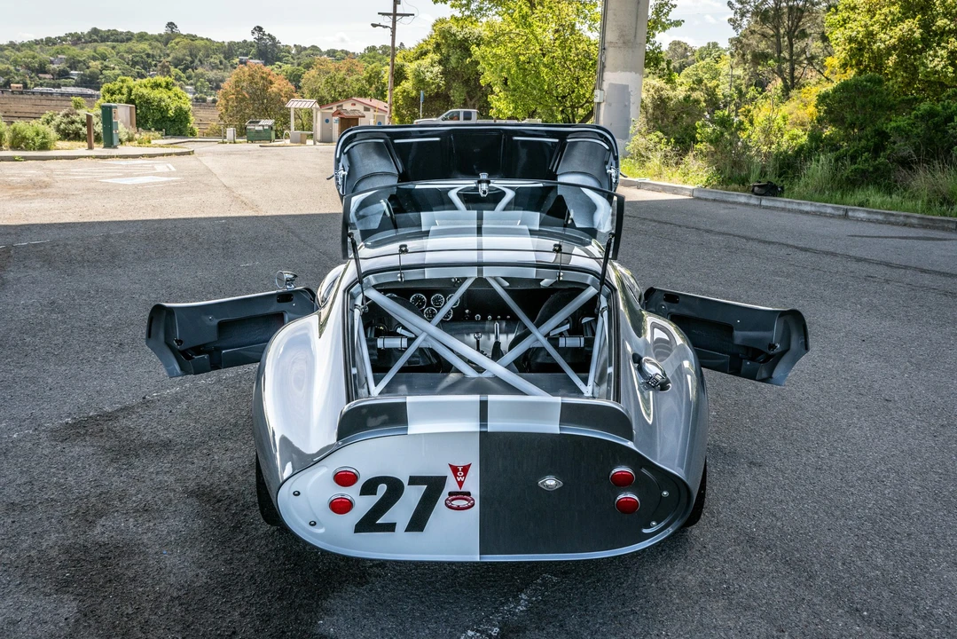 Shelby Daytona Replica - Image 28 of 31