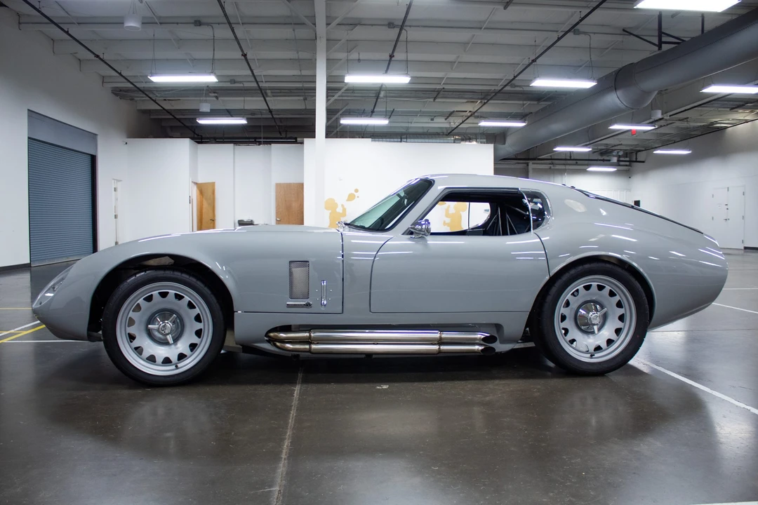 Shelby Daytona Replica - Image 9 of 31