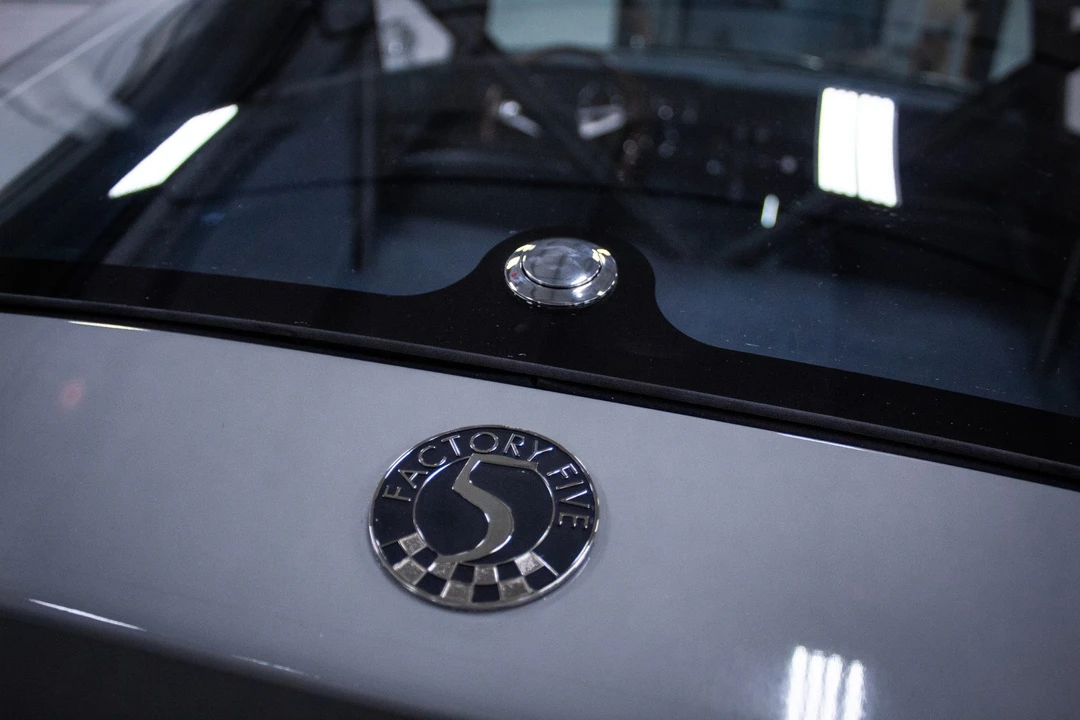 Shelby Daytona Replica - Image 18 of 31