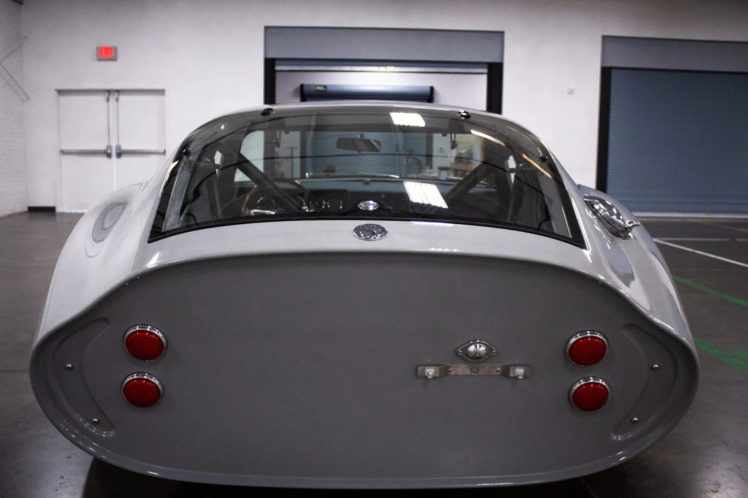 Shelby Daytona Replica - Image 17 of 31