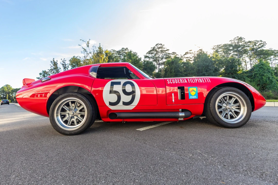Shelby Daytona Replica - Image 4 of 31