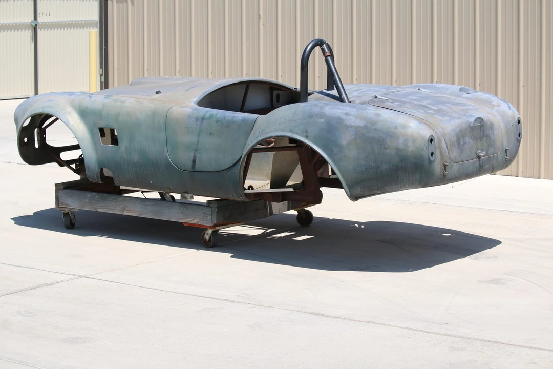 Shelby Cobra Replica - Image 19 of 31