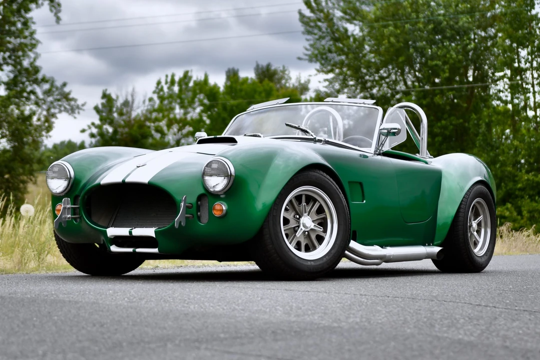 Shelby Cobra Replica - Image 23 of 31