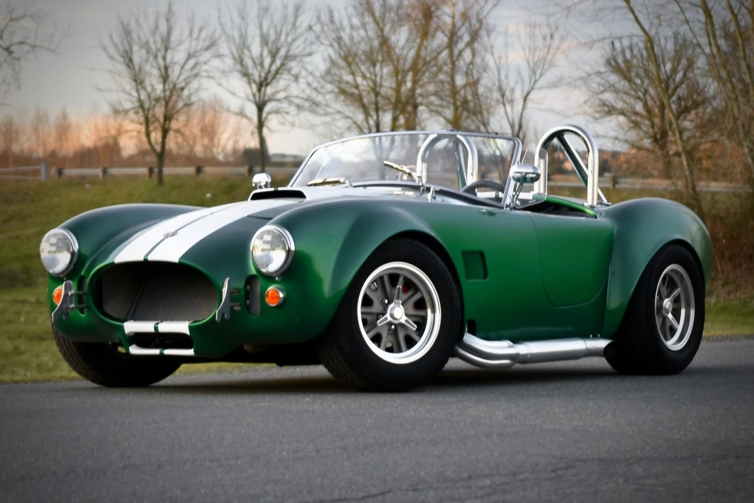 Shelby Cobra Replica - Image 22 of 31