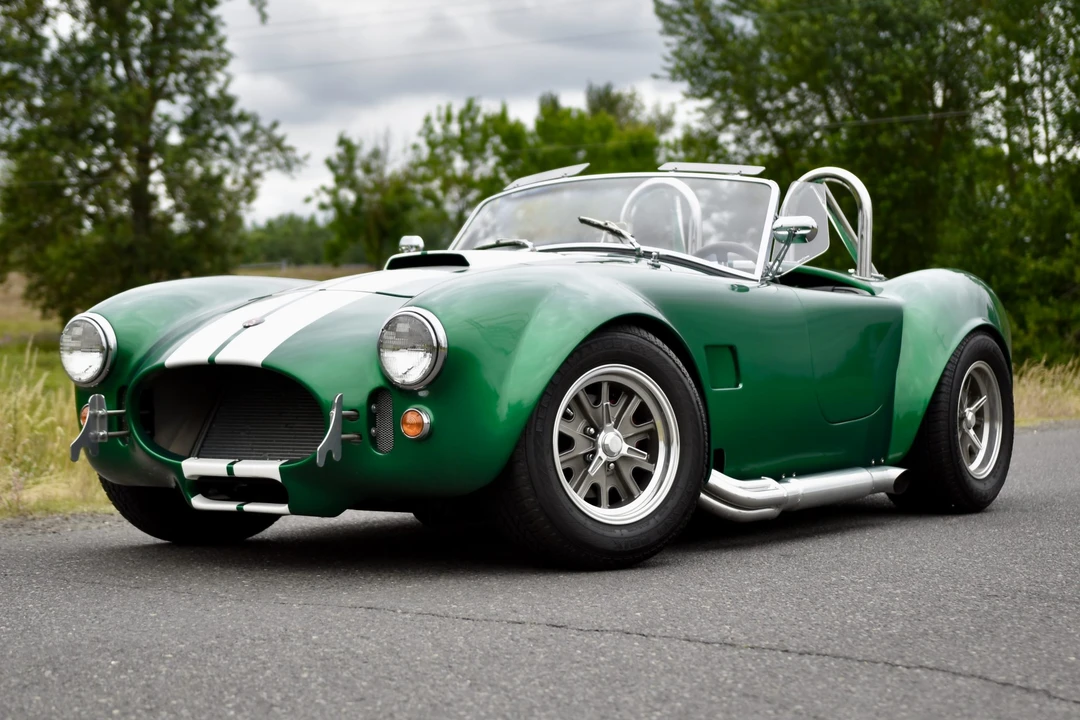 Shelby Cobra Replica - Image 21 of 31