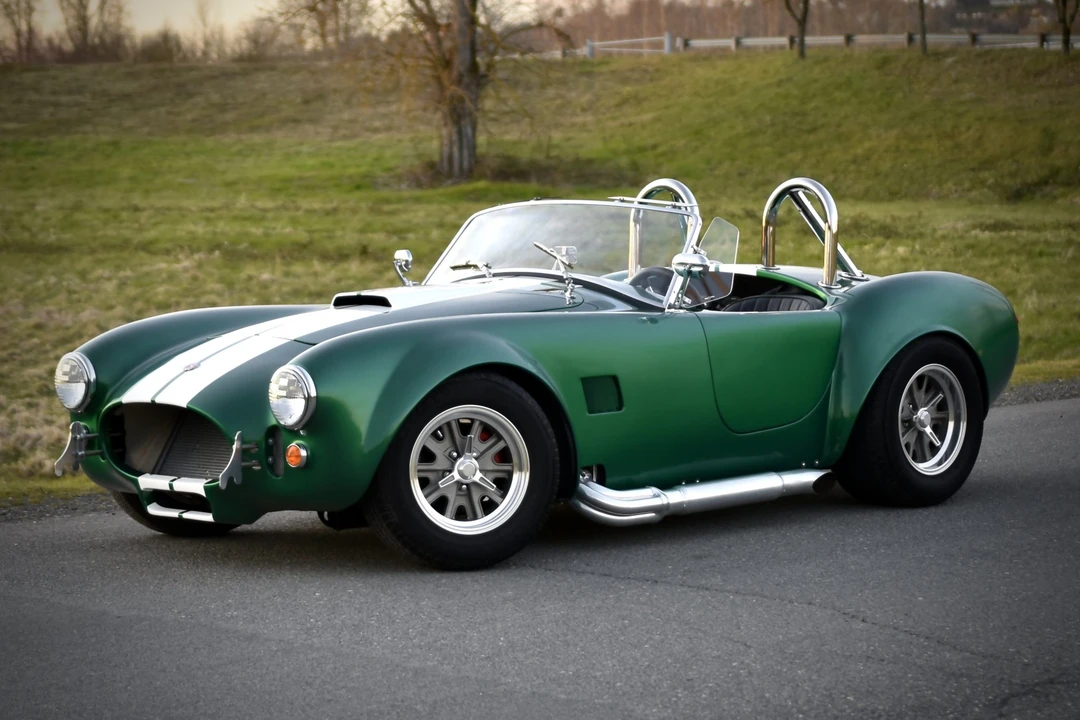 Shelby Cobra Replica - Image 15 of 31