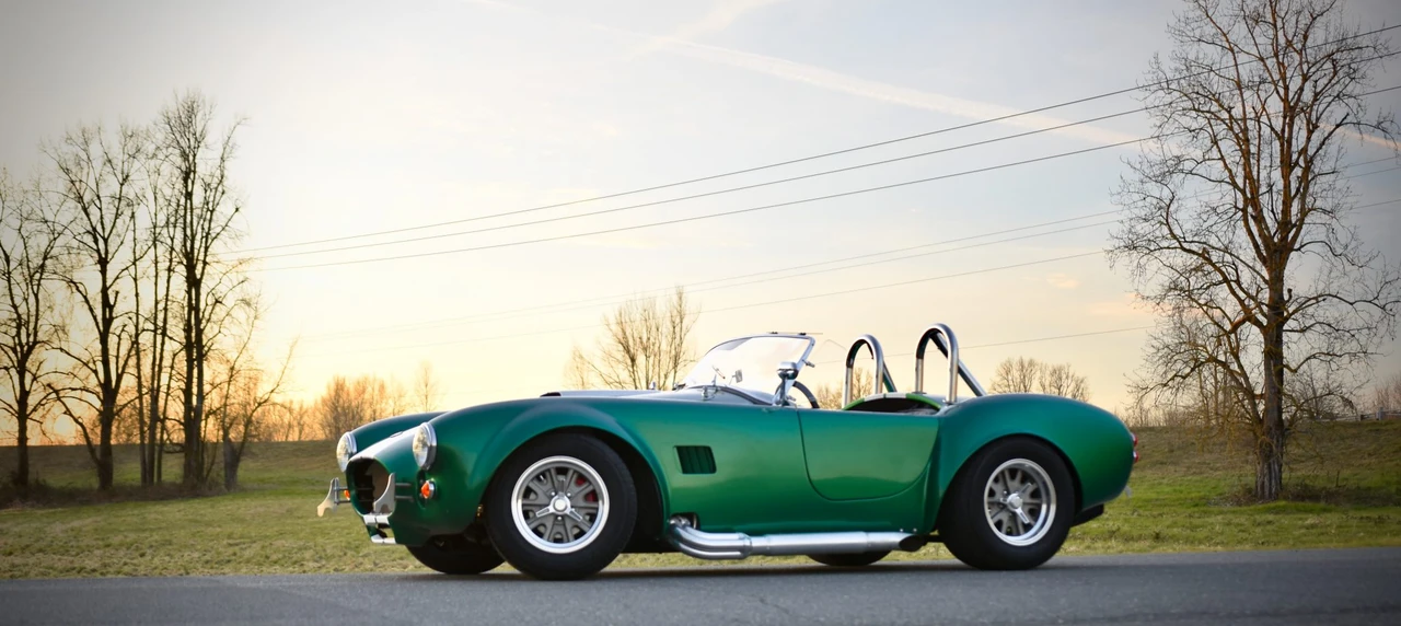 Shelby Cobra Replica - Image 3 of 31