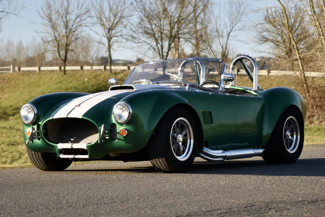 Shelby Cobra Replica - Image 13 of 31