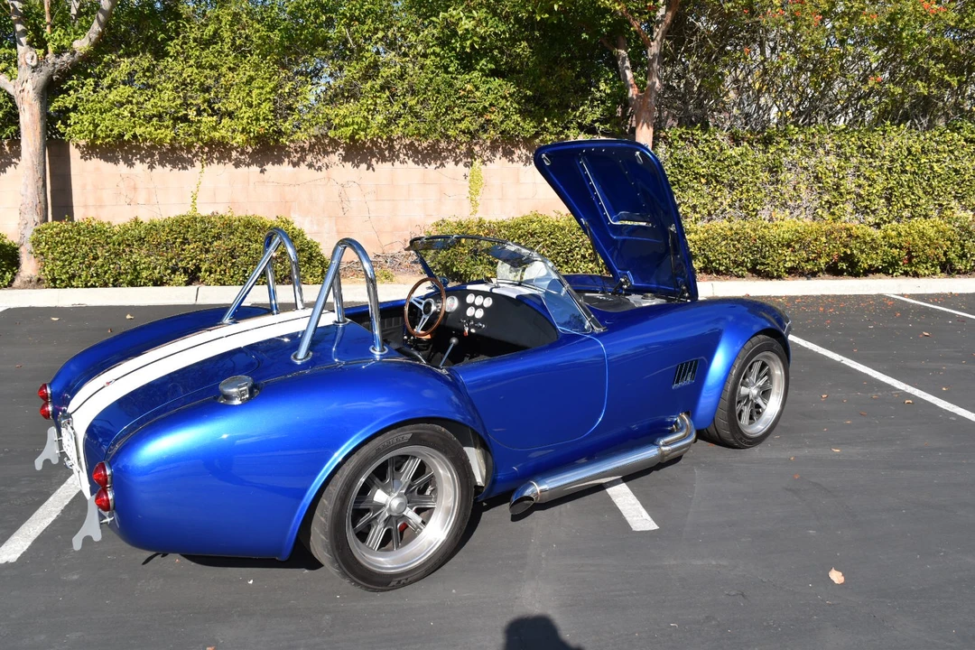 Shelby Cobra Replica - Image 22 of 31
