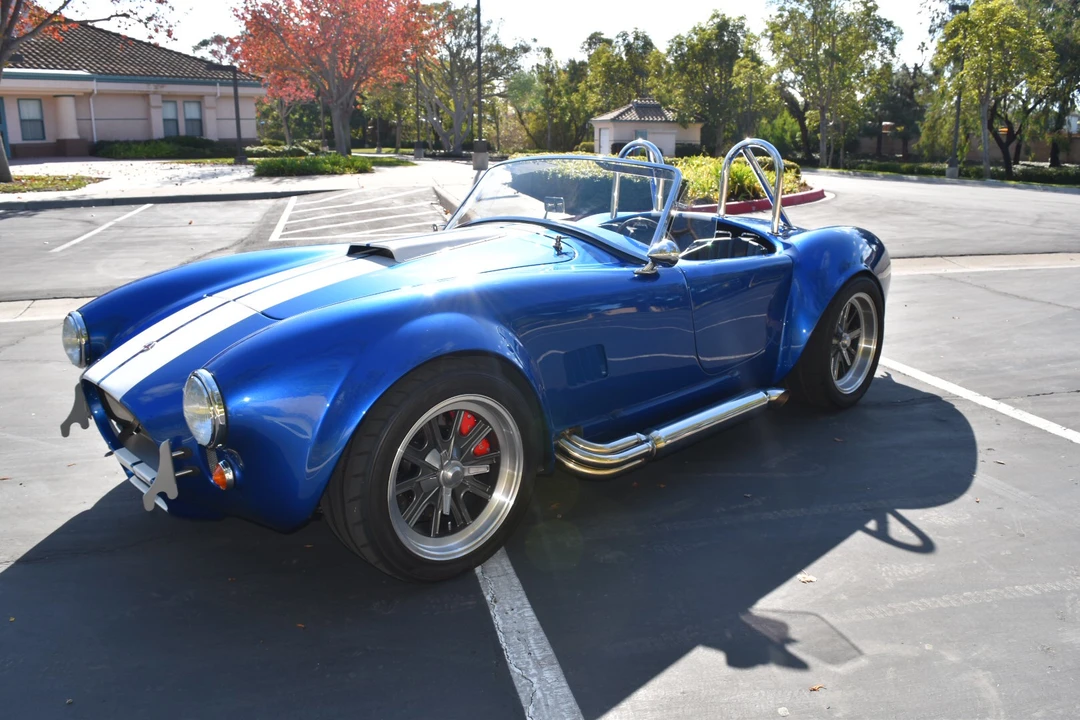 Shelby Cobra Replica - Image 7 of 31