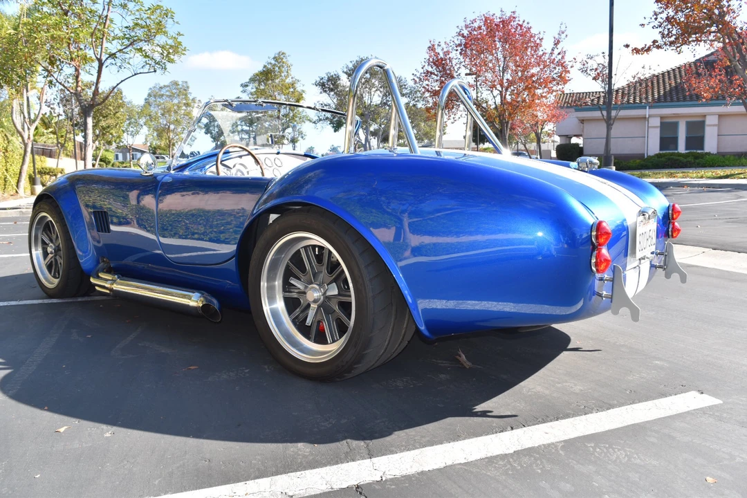 Shelby Cobra Replica - Image 10 of 31