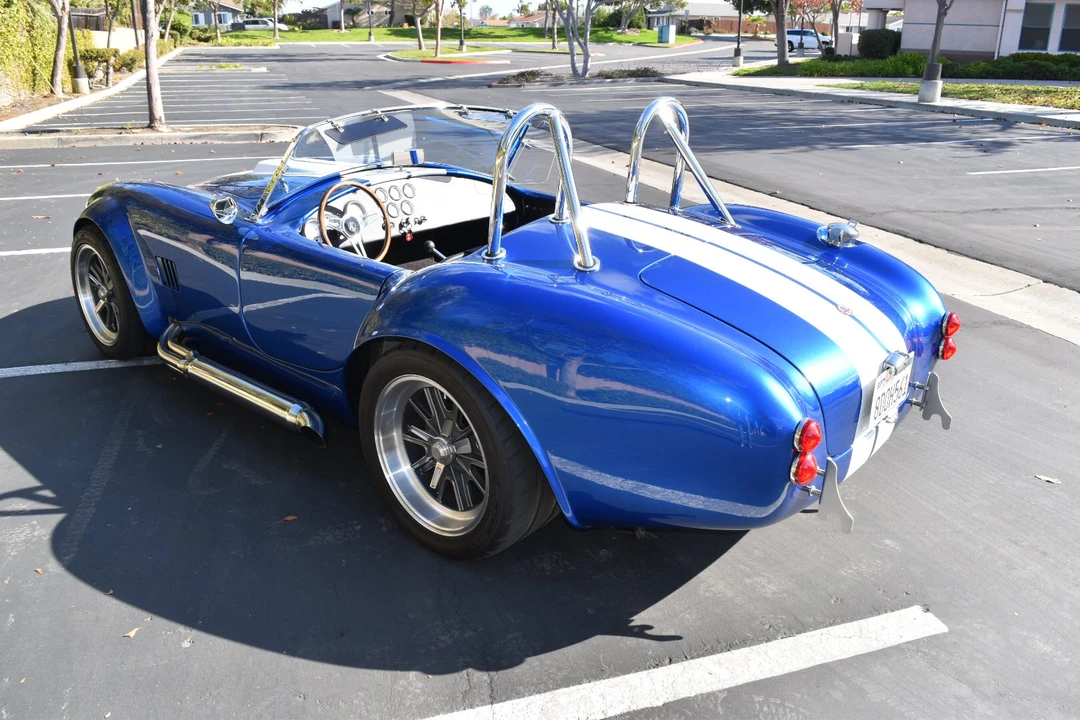 Shelby Cobra Replica - Image 13 of 31