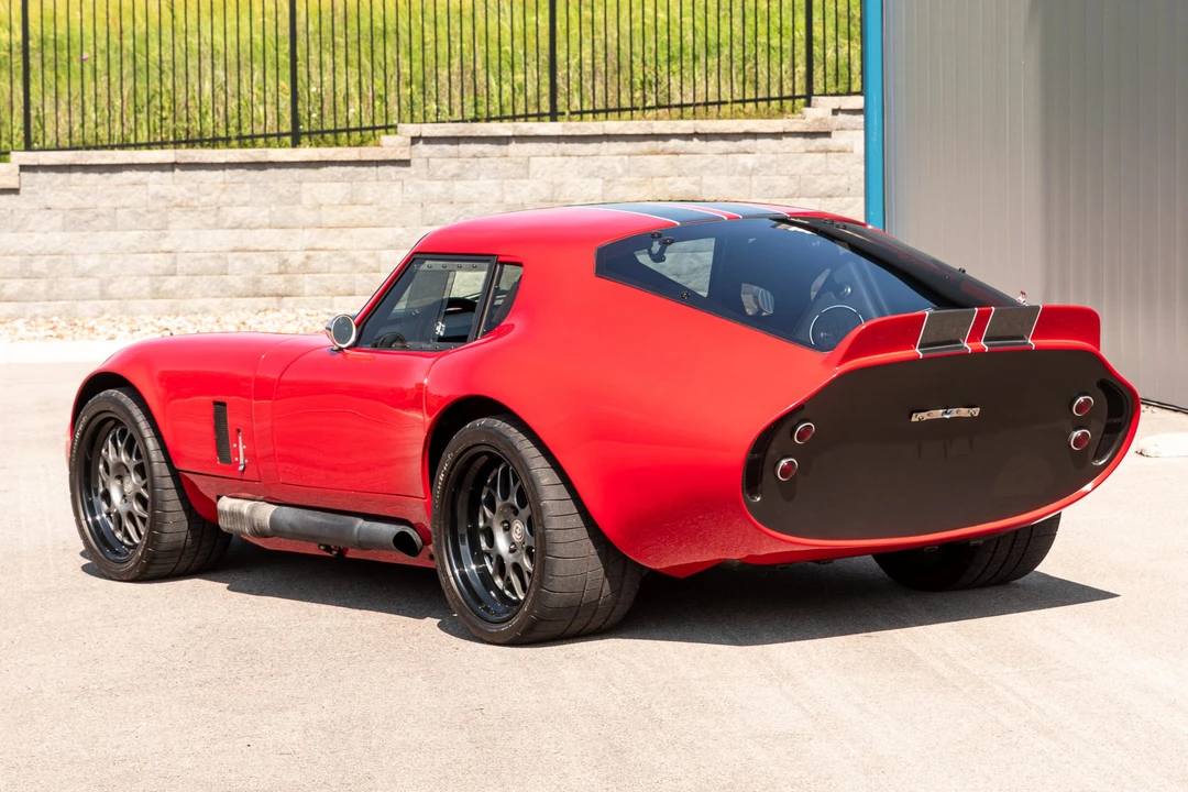 Shelby Cobra Replica - Image 5 of 31