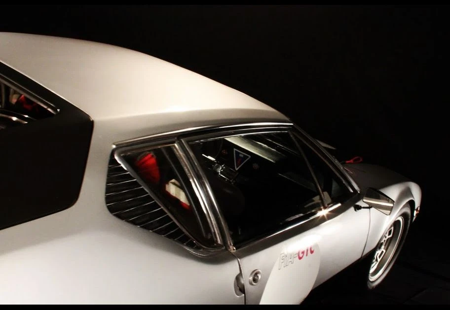 1972 DeTomaso Pantera - Image 16 of 20