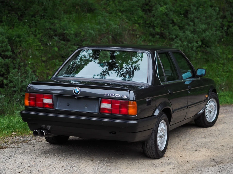 1988 BMW E30 3 Series - Image 2 of 22