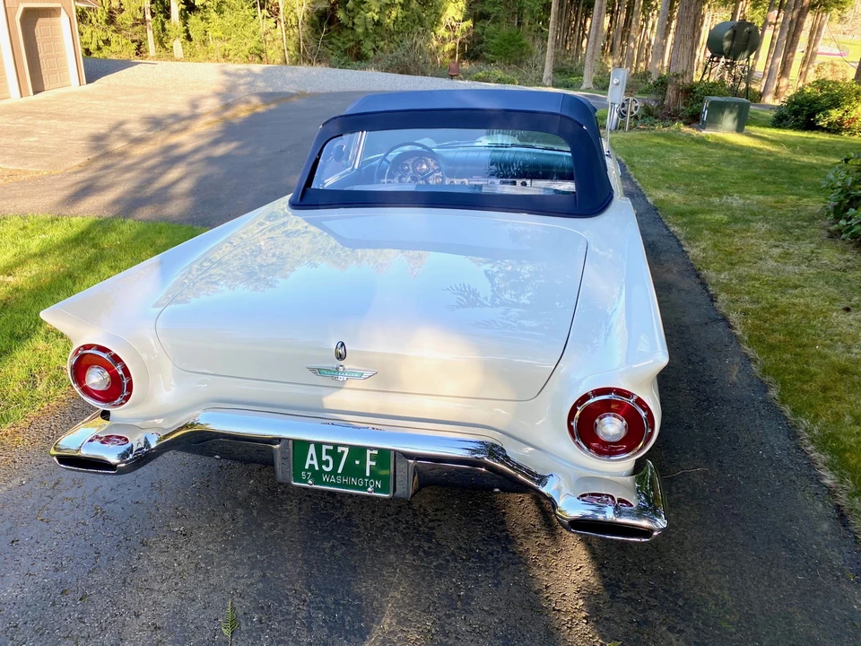 1957 Ford Thunderbird 1st Gen - Image 18 of 31