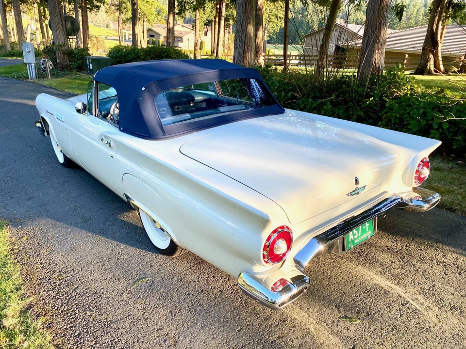 1957 Ford Thunderbird 1st Gen - Image 14 of 31