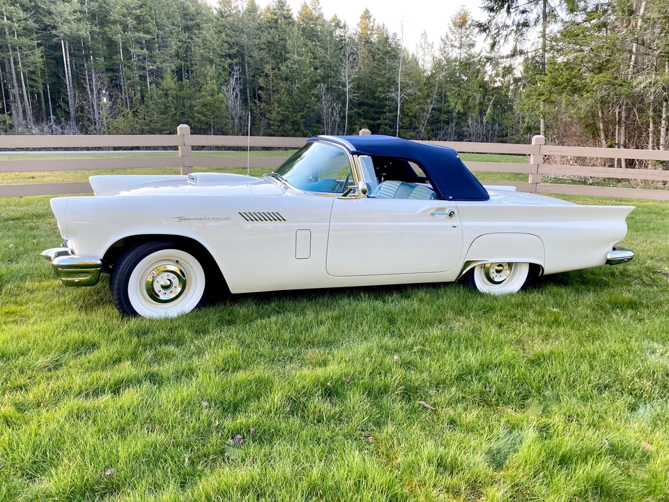 1957 Ford Thunderbird 1st Gen - Image 9 of 31