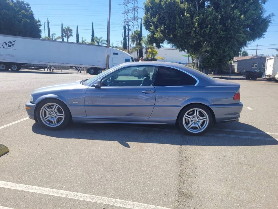 2002 BMW E46 330i & 330Ci - Image 3 of 12