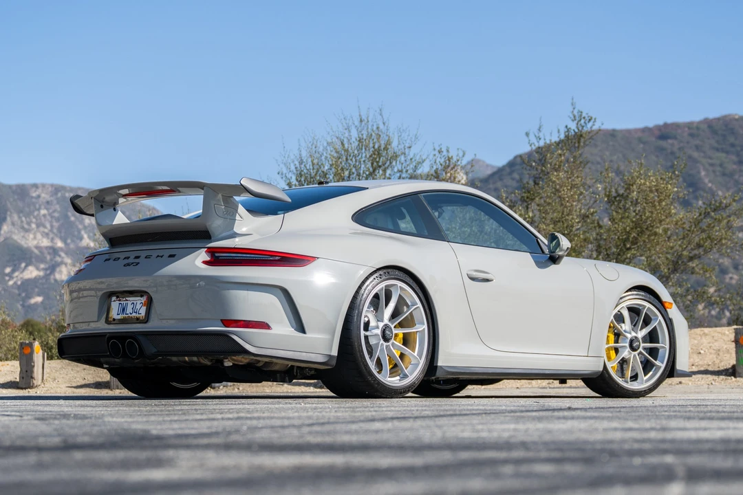 2018 Porsche 991 GT3 - Image 5 of 31