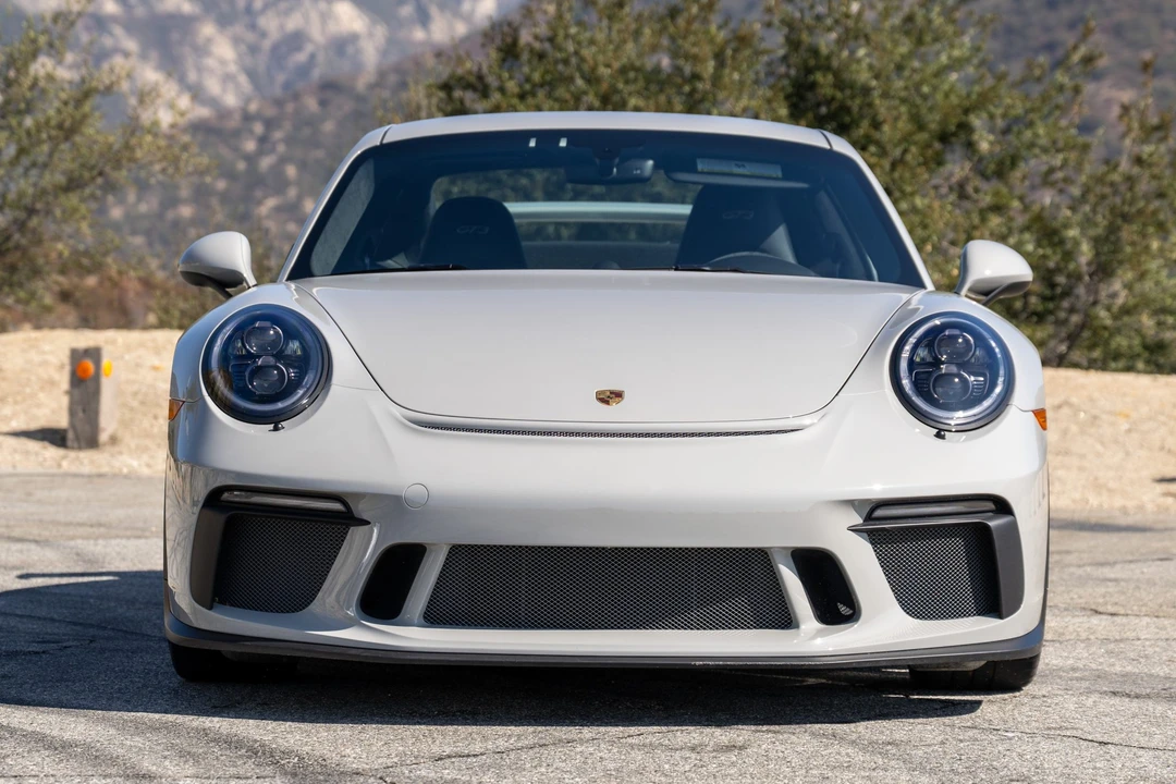 2018 Porsche 991 GT3 - Image 2 of 31