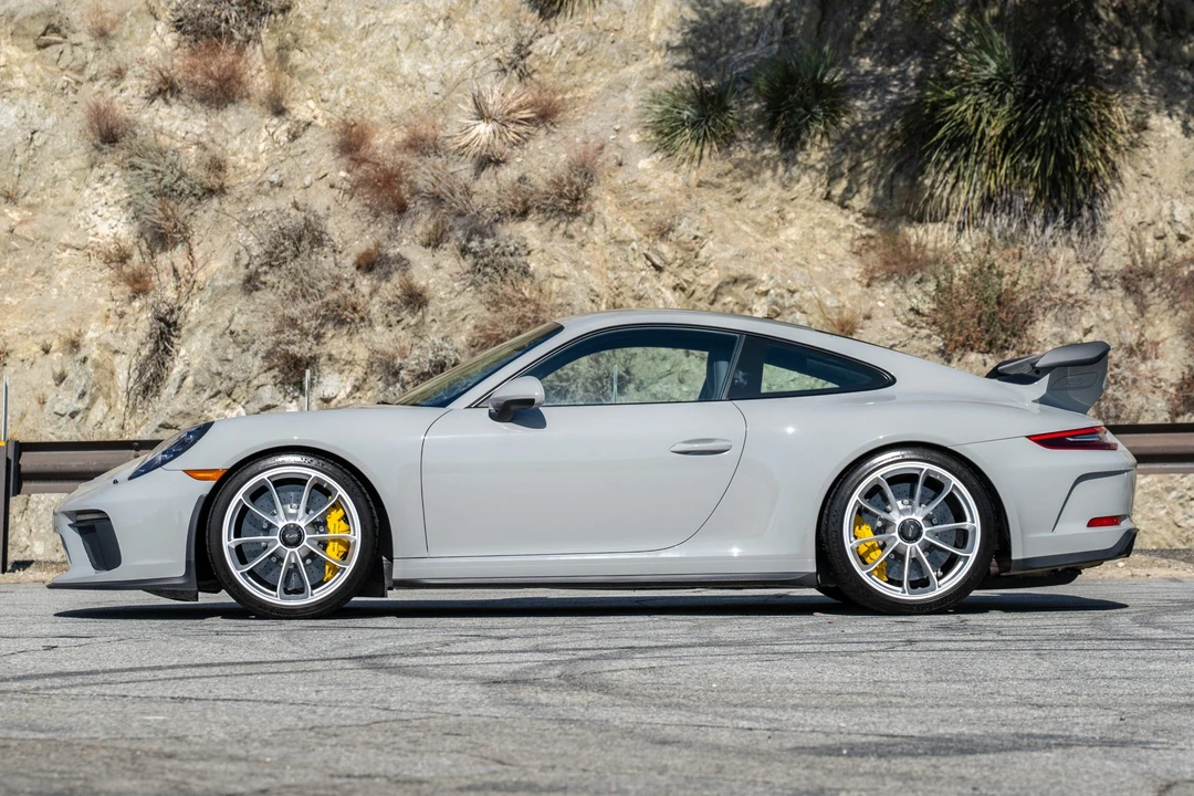 2018 Porsche 991 GT3 - Image 8 of 31