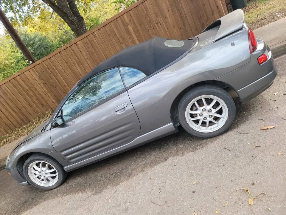 2002 Mitsubishi Eclipse 3rd Gen - Image 4 of 9