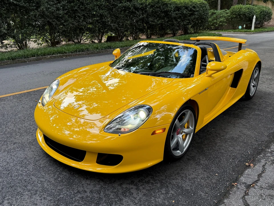 2005 Porsche Carrera GT - Image 16 of 31