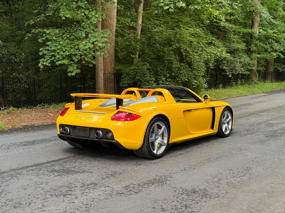 2005 Porsche Carrera GT - Image 30 of 31