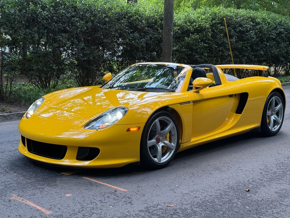 2005 Porsche Carrera GT - Image 14 of 31