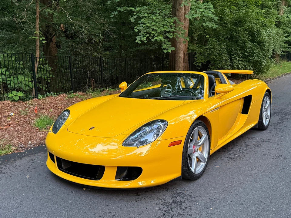 2005 Porsche Carrera GT - Image 15 of 31