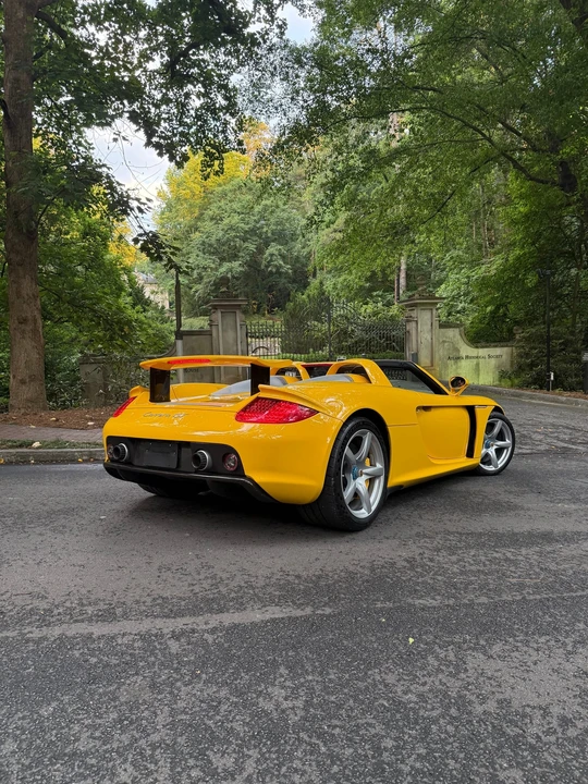 2005 Porsche Carrera GT - Image 27 of 31