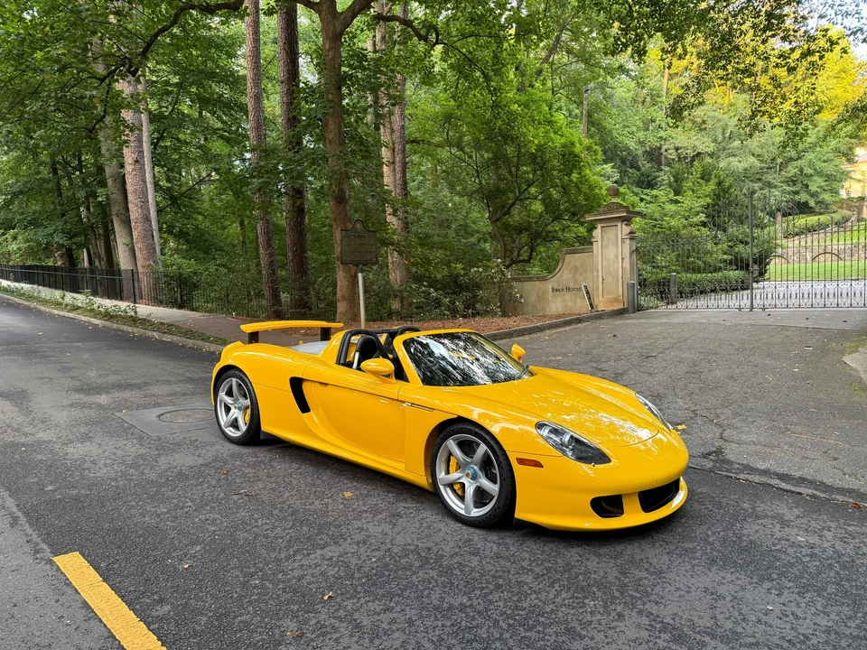 2005 Porsche Carrera GT - Image 24 of 31