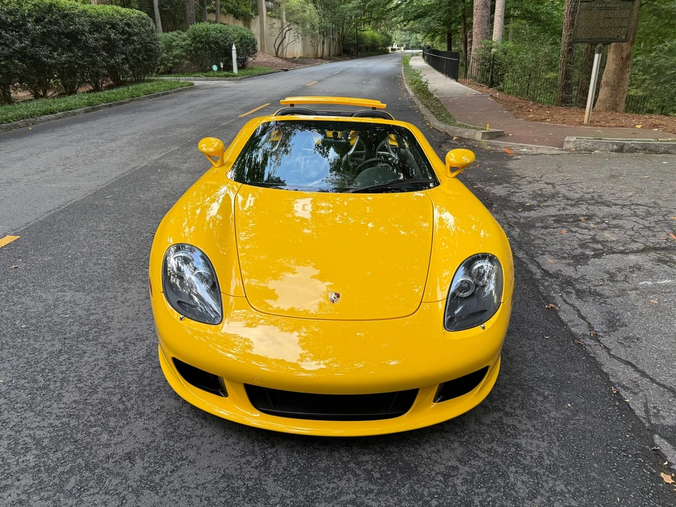 2005 Porsche Carrera GT - Image 18 of 31