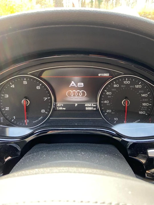 2013 Audi D4 A8 - Image 3 of 8