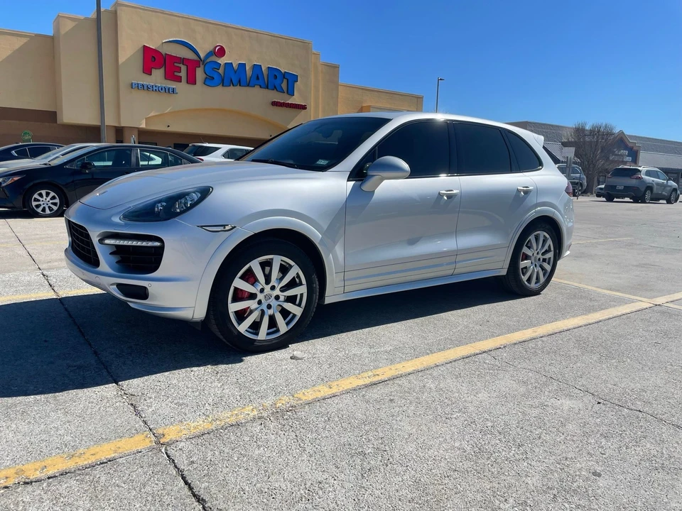 2013 Porsche 958 Cayenne GTS - Image 3 of 10