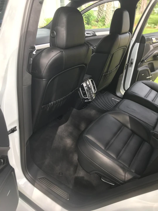 2016 Porsche 958 Cayenne GTS - Image 10 of 16