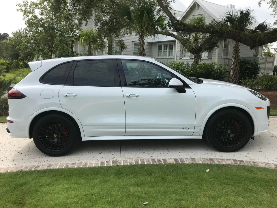 2016 Porsche 958 Cayenne GTS - Image 6 of 16