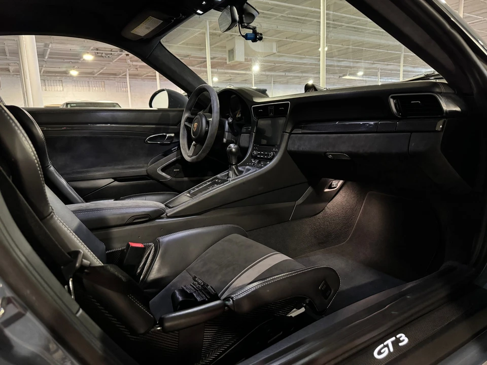 2018 Porsche 991 GT3 - Image 25 of 26