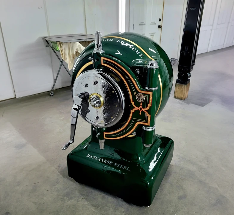Porsche - Image 4 of 22
